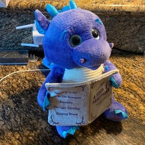 Cuddle Duncan story telling dragon